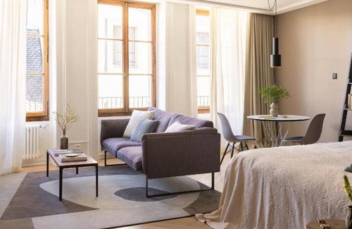 Bourg-de-Four Apartment | 140 m² Apartment ∙ 2 bedrooms ∙ 6 guests