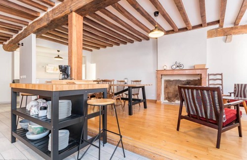 Nuits-Saint-Georges House | 140 m² House ∙ 4 bedrooms ∙ 9 guests