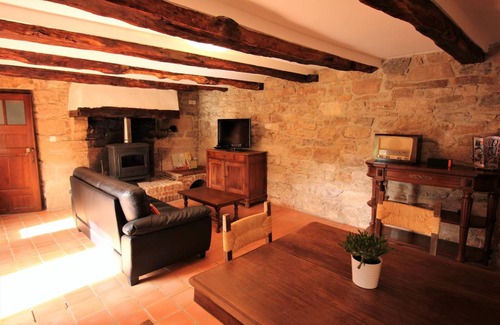 Larroque House | 140 m² Gîte ∙ 2 bedrooms ∙ 6 guests