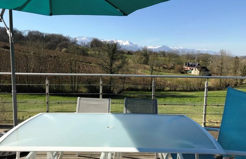 Montaut House | 140 m² Gîte ∙ 3 bedrooms ∙ 6 guests