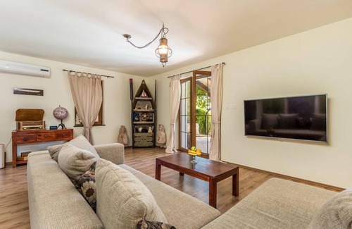 Rab House | 140 m² House ∙ 3 bedrooms ∙ 6 guests