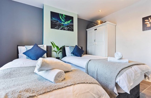 Ferndale House | 140 m² House ∙ 4 bedrooms ∙ 10 guests