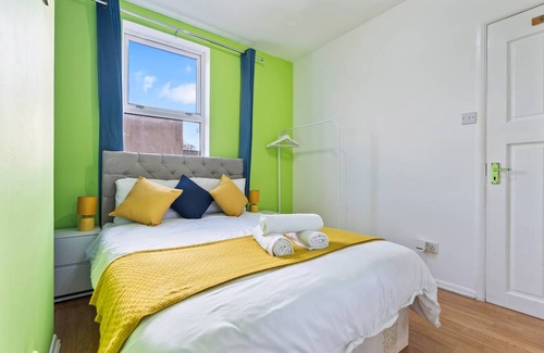 Ferndale House | 140 m² House ∙ 4 bedrooms ∙ 10 guests