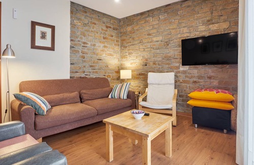 Molinaseca House | 140 m² House ∙ 5 bedrooms ∙ 11 guests