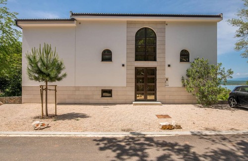 Klimno House | 140 m² Maisonette ∙ 3 bedrooms ∙ 8 guests