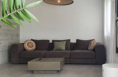 Klimno House | 140 m² Maisonette ∙ 3 bedrooms ∙ 8 guests