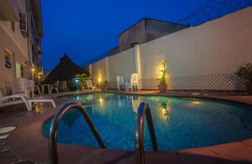 Ikeja Resort | 140 m² Private room ∙ 3 bedrooms ∙ 6 guests