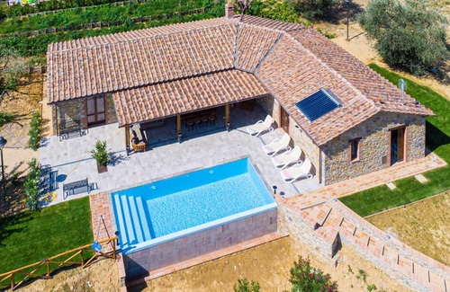 Parrano Villa | 140 m² Villa ∙ 4 bedrooms ∙ 8 guests