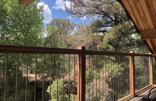 Wapiti Cabin | 1400 sqft Cabin 30 Miles from Yellowstone NOW WITH INTERNET!