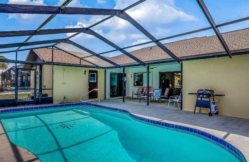 Englewood East House | 142 m² House ∙ 2 bedrooms ∙ 4 guests