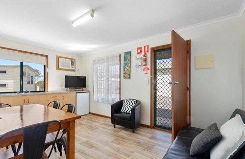 Moonta Bay Ski Chalet | 144 m² Chalet ∙ 3 bedrooms ∙ 8 guests