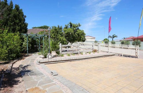 Moonta Bay Ski Chalet | 144 m² Chalet ∙ 3 bedrooms ∙ 8 guests