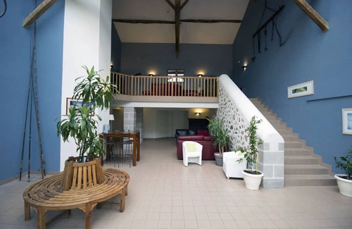 Availles-Limouzine House | 144 m² House ∙ 4 bedrooms ∙ 10 guests