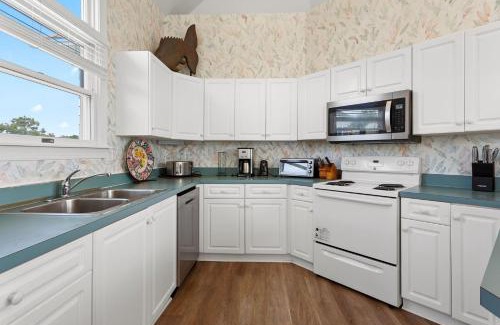 Monteray Shores House | 1472 - Drifting Sands