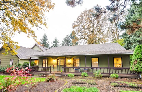 Oak Grove House | 148 m² House ∙ 3 bedrooms ∙ 6 guests