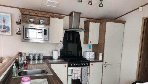 Brean Apartment | 149 Holiday Resort Unity 6 berth Passes optional No pets