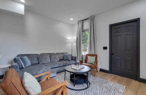 Weinland Park House | 149 m² House ∙ 4 bedrooms ∙ 12 guests