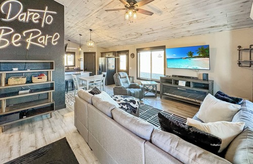 Sturgis House | 14A Getaway, 14A Getaway in Boulder Canyon