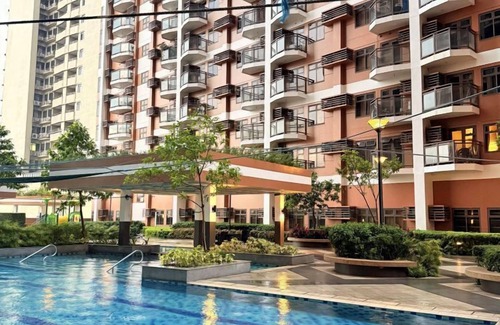 Pasay Condo | 14A VStaycation @ The Radiance