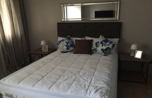 Pasig House | 14F Convenient and Cozy Condo Unit