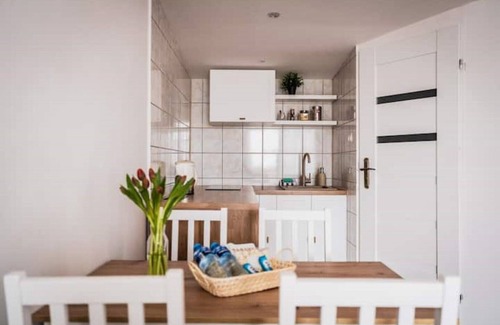Wladyslawowo Apartment | 15 A Beautiful Studio With a View of the City and the sea