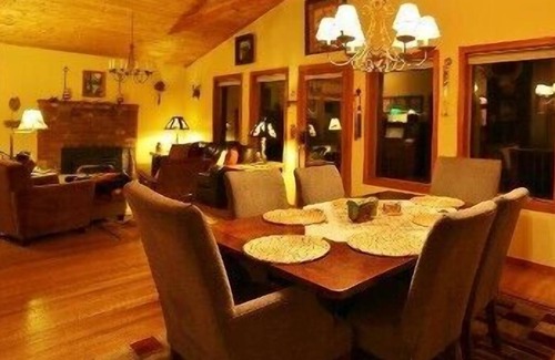 Quilcene Cabin | 15 acre Forest Retreat on Olympic Peninsula (Quilcene)