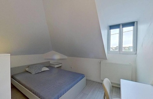 Saint-Etienne-du-Rouvray Resort | 150 m² Private room ∙ 1 bedroom ∙ 1 guest