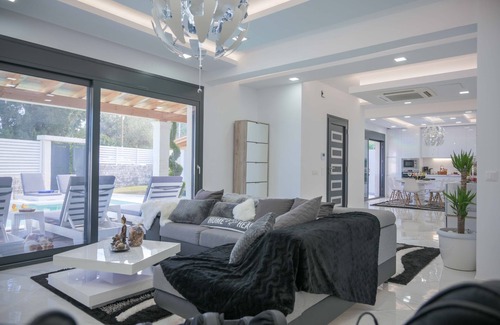 Messonghi Villa | 15 Guests - Luxury Villa Corfu - Luxury Villa