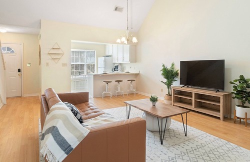 Daphne House | 15 Min to Mobile (Golf Course & Pool and Nearby Beaches)