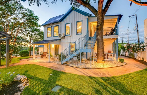 Marble Falls House | 15% Off October! Travis Suite In Downtown