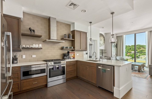 Downtown Asheville Condo | 15% OFF - The Views Over Pack Square | 10th floor Luxury Condo in Downtown, Amazing Views