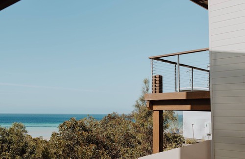 Island Beach House | 15% Off Weekly | Ocean View | Casuarina Beach House | 5BR