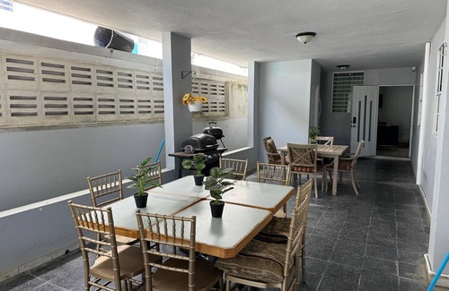 Palmas House | 15 or More Stays-Charming 2 BR-5 Beds -Sleep 10 UNIT 1