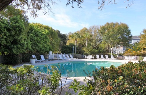 Pelican Bay House | 15 Pelican Bay by AvantStay | 🏖️ 🐚 Close to Beach and Pool!