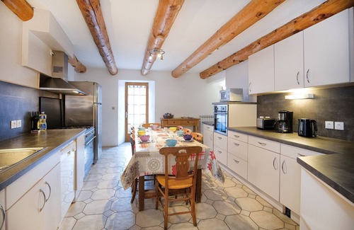 Saint-Andre Ski Chalet | 15-person gîte - sauna - billiards