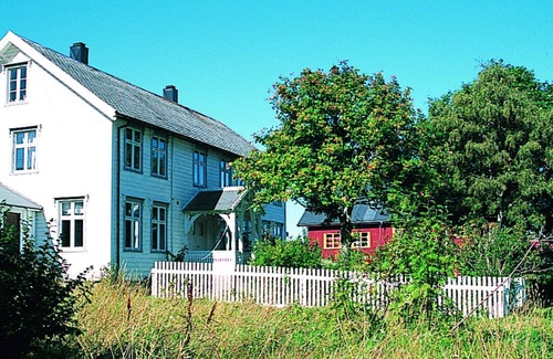 Lauvsnes House | 15 person holiday home in Flatanger
