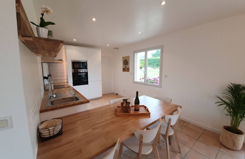 Plouegat-Moysan House | 15-person house in the countryside 10 km from the beach