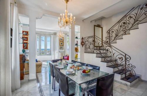 Les Baumettes Apartment | #15 Sea front Villa AC stunning view for 6 pers wifi