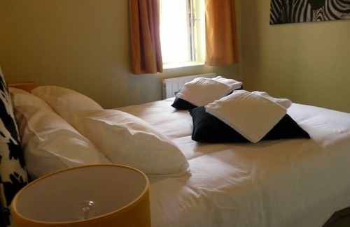 Rouvray-Saint-Florentin Cottage | 150 m² Cabin ∙ 4 bedrooms ∙ 12 guests