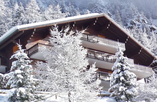 Champex-Lac Apartment | 150 m² Apartment ∙ 3 bedrooms ∙ 6 guests
