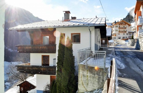 Kappl Apartment | 150 m² Apartment ∙ 7 bedrooms ∙ 12 guests