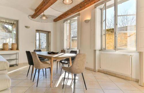 Old Lyon Apartment | 150 m² Apartment ∙ 3 bedrooms ∙ 8 guests