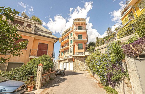 Bogliasco Apartment | 150 m² Apartment ∙ 3 bedrooms ∙ 6 guests