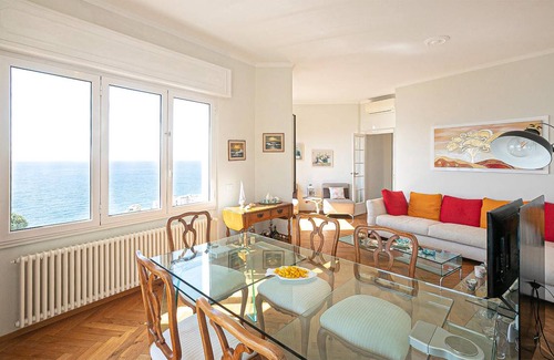 Bogliasco Apartment | 150 m² Apartment ∙ 3 bedrooms ∙ 6 guests