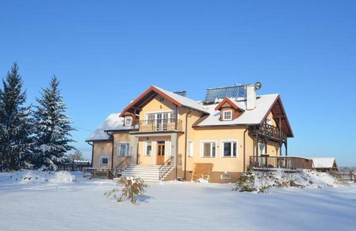 Piecki Bed & Breakfast | 150 m² Bed and breakfast ∙ 5 bedrooms ∙ 16 guests