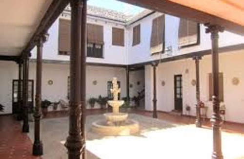 Almagro House | 150 m² House ∙ 4 bedrooms ∙ 12 guests
