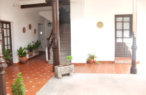 Almagro House | 150 m² House ∙ 4 bedrooms ∙ 12 guests