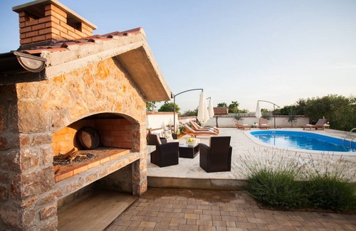 Visocane Villa | 150 m² Villa ∙ 3 bedrooms ∙ 6 guests