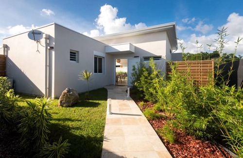 Dunoyer Villa | 150 m² Villa ∙ 4 bedrooms ∙ 8 guests