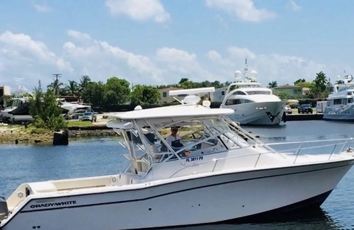West Little Havana Boat Rental | $150 PER HR Grady White 33 Ft Boat. Max10 guests. Inbox us